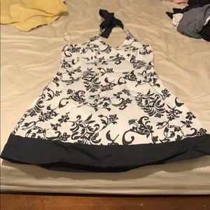 Size M halter dress